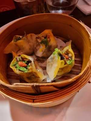 White And Wong's - Queenstown