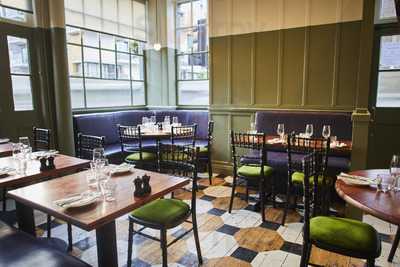 Earl Of Richmond Restaurant