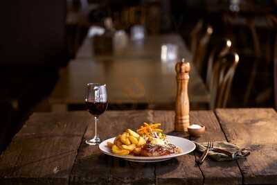 Lone Star Cafe & Bar