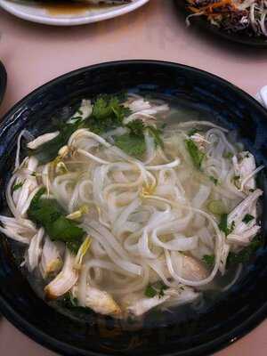 Le Saigon Vietnamese Kitchen