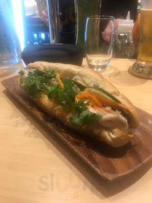 Le Saigon Vietnamese Kitchen