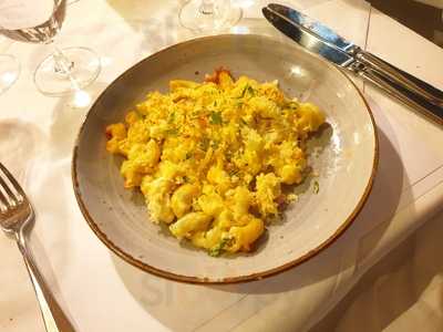 Shed 5 Bar & Restaurant