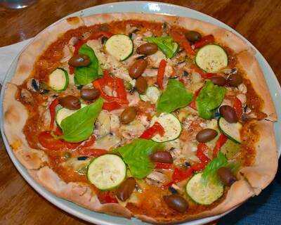 The Middle Restaurant & Bar