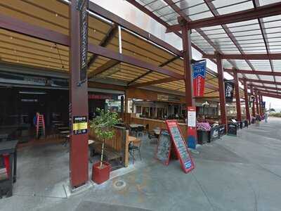 Brew / Craft Beer Pub