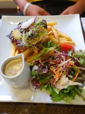 Nellies Restaurant And Bar