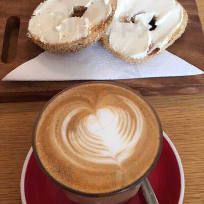 Red Art Gallery Cafe