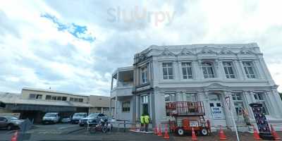 Red Art Gallery Cafe