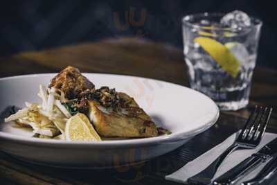 Dillinger's Brasserie & Bar