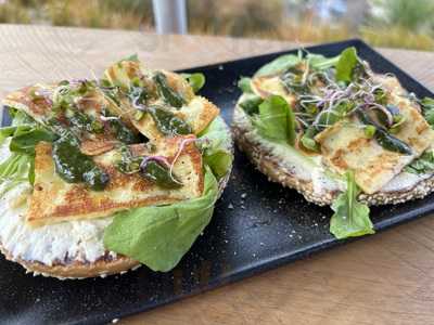 Curbside Coffee & Bagels