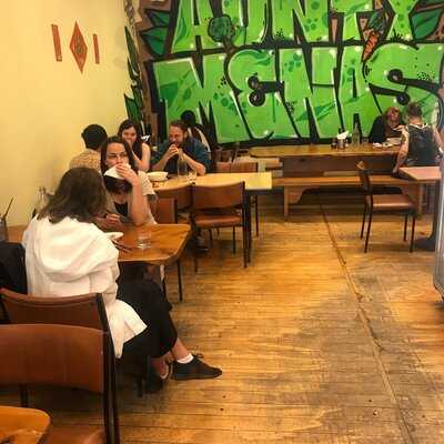Aunty Mena's Vegetarian Cafe