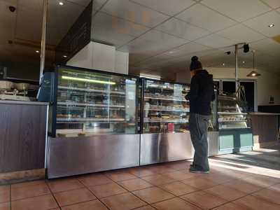 Adam & Eves Bakery & Bar