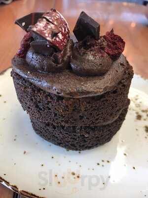 House Of Chocolate Dessert Cafe & Cakery