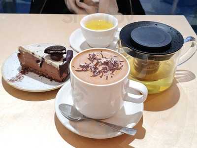 House Of Chocolate Dessert Cafe & Cakery