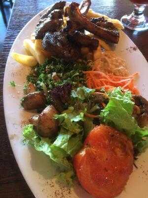 Paasha Cafe & Mezze Bar