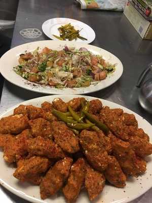 Paasha Cafe & Mezze Bar