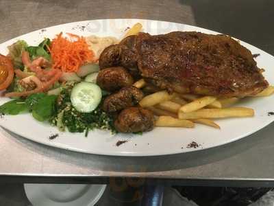 Paasha Cafe & Mezze Bar