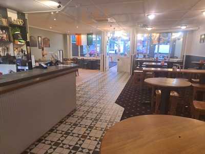 The Quadrant Pub & Kitchen