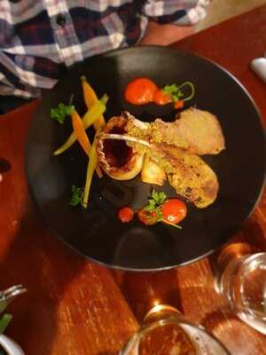 Cashmere Lounge Restaurant & Bar