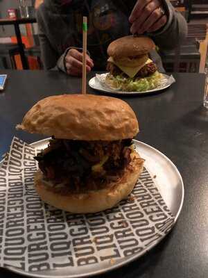 Burger Liquor