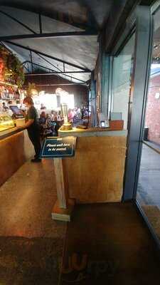 Burger Burger, Takapuna