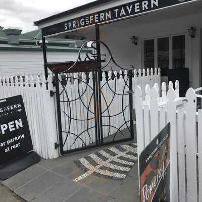 Milton Street Sprig & Fern