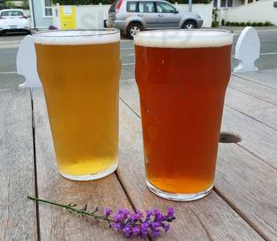 Milton Street Sprig & Fern