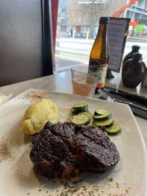 Tony's Steak & Seafood Restaurant & Bar