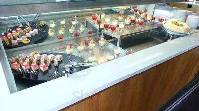 Stratosfare Restaurant & Bar