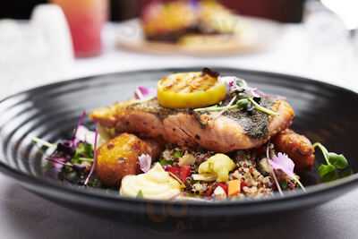 Duke's Bar & Restaurant