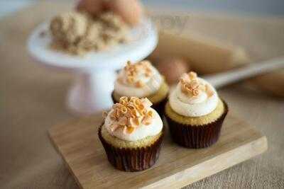 Bloom Cupcakes