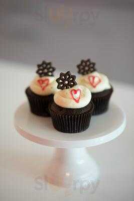 Bloom Cupcakes
