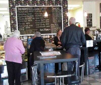 Headquarters Cafe & Bar