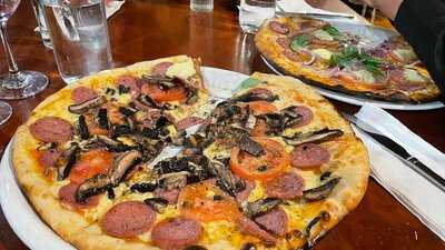 Archie's Restaurant And Pizzeria