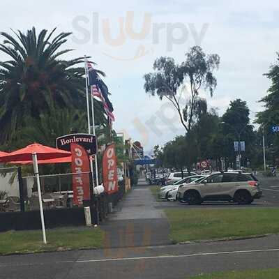 Boulevard Restaurant