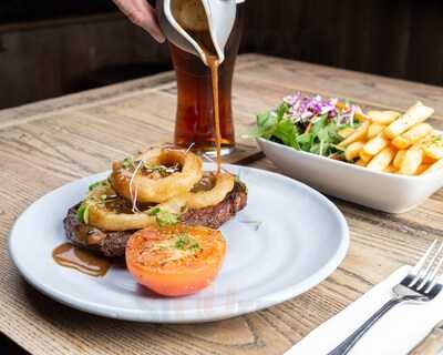 The Bog Irish Bar & Restaurant