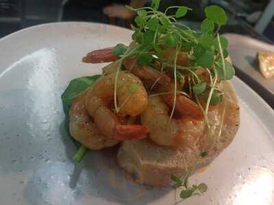 Saltwater Bar & Kitchen