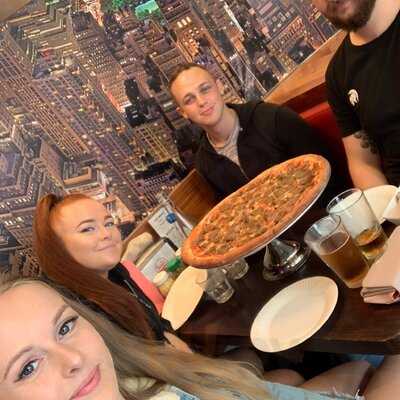 Sal's Authentic New York Pizza