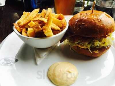 The General Practitioner