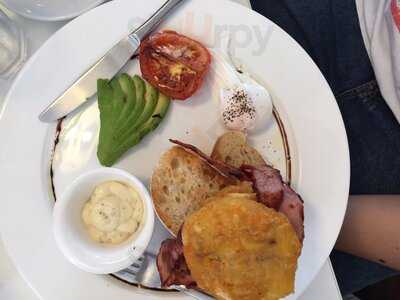 Tongue & Groove Cafe