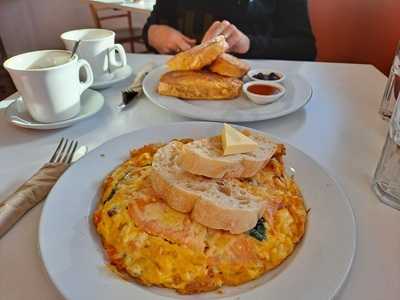 Tongue & Groove Cafe