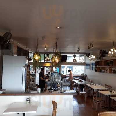 Tongue & Groove Cafe