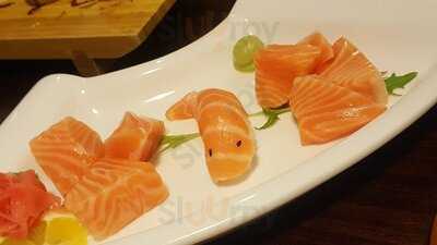 Maru Korean & Japanese Restaurant