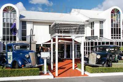 Jimmy's Restaurant And Bar