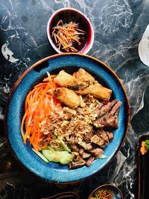 Saigon Van Grill Bar