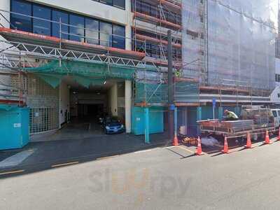 Louis Sergeant Sweet Couture