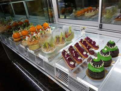 Louis Sergeant Sweet Couture