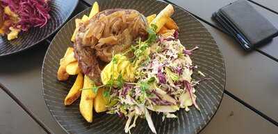 Good Eastern Taphouse