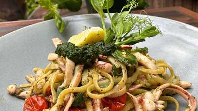 Heaven Woodfire Pizza