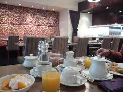 The Carlton Restaurant