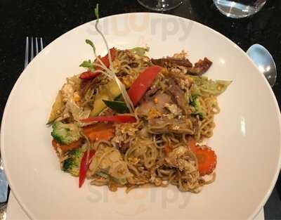 De Grand Thai Restaurant And Bar